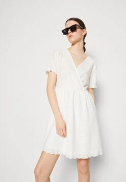 Vero Moda Vmulrikke Dress - Jurk - Snow White -Vero Moda 000257748fb84c18ad8a32bfccdf15f8