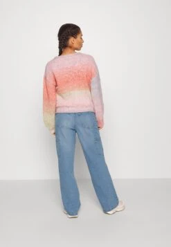 Vero Moda Petite Vmkithy Loose - Straight Leg Jeans - Medium Blue Denim 8 Vero Moda Petite Vmkithy Loose - Straight Leg Jeans - Medium Blue Denim -Vero Moda 008dd4f9cdf44a4b853ba8e3bc587d13