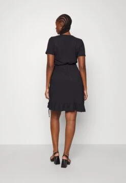 Vero Moda Curve Vmhaya Short Dress - Jurk - Black 8 Vero Moda Curve Vmhaya Short Dress - Jurk - Black -Vero Moda 14640db432814f9d9dea67fdb5c4f8c5