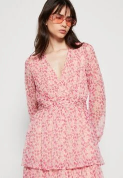 Vero Moda Vmella Layered Dress - Galajurk - Misty Rose/Lianna -Vero Moda 16af98161eeb422e968b710db576483a