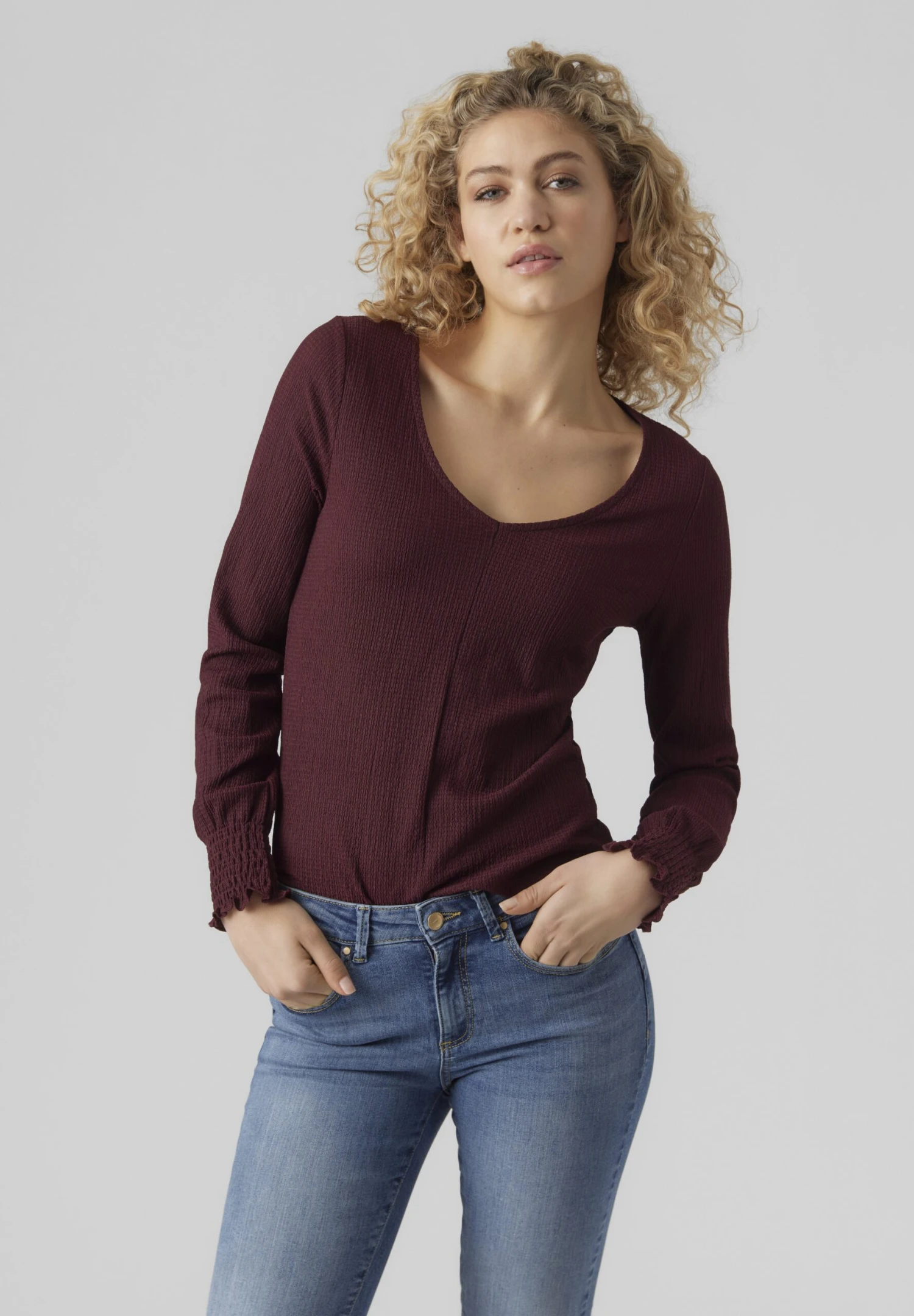Vero Moda Gesmoktes - Longsleeve - Winetasting 3 Vero Moda Gesmoktes - Longsleeve - Winetasting - Afbeelding 3