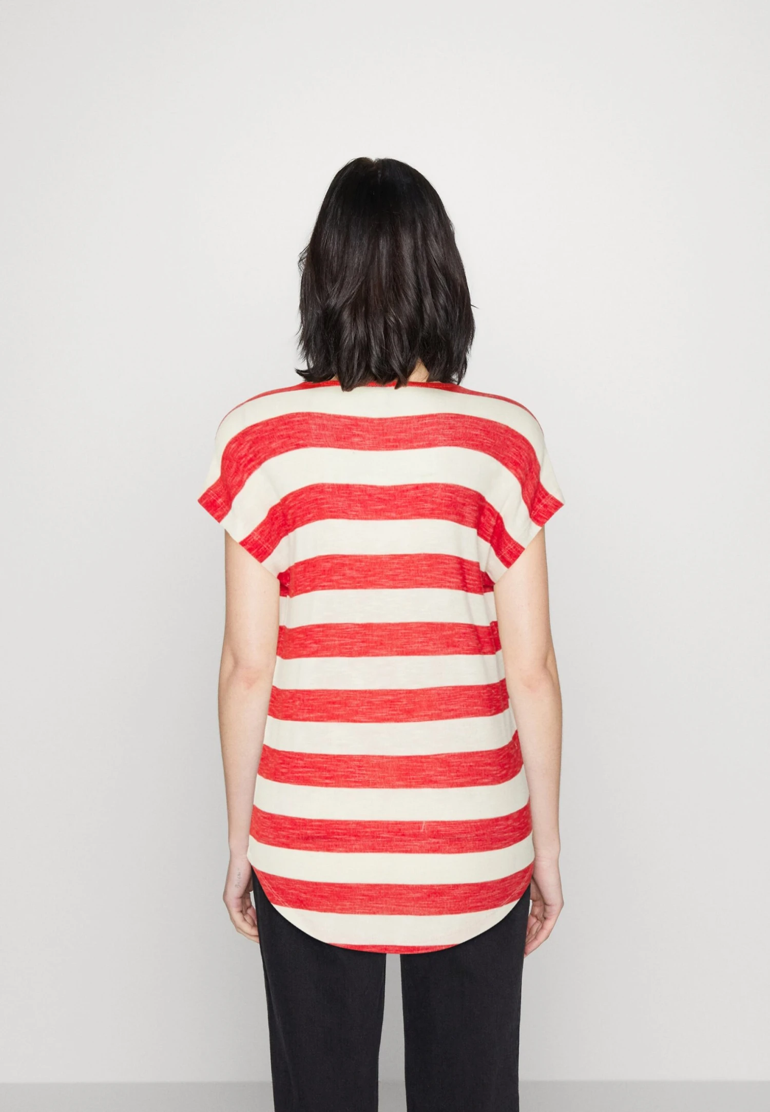 Vero Moda Vmwide Stripe - T-Shirt Print - Goji Berry/Snow White 3 Vero Moda Vmwide Stripe - T-Shirt Print - Goji Berry/Snow White - Afbeelding 3
