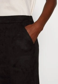 Vero Moda Tall Vmdonnadina Short Skirt - Minirok - Black -Vero Moda 214933fec7d14245b01bc082f8ca6d31