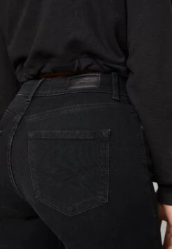 Vero Moda Vmdaf Straight- Straight Leg Jeans - Black Denim -Vero Moda 265ec3de618e4f209655b79d289fb632