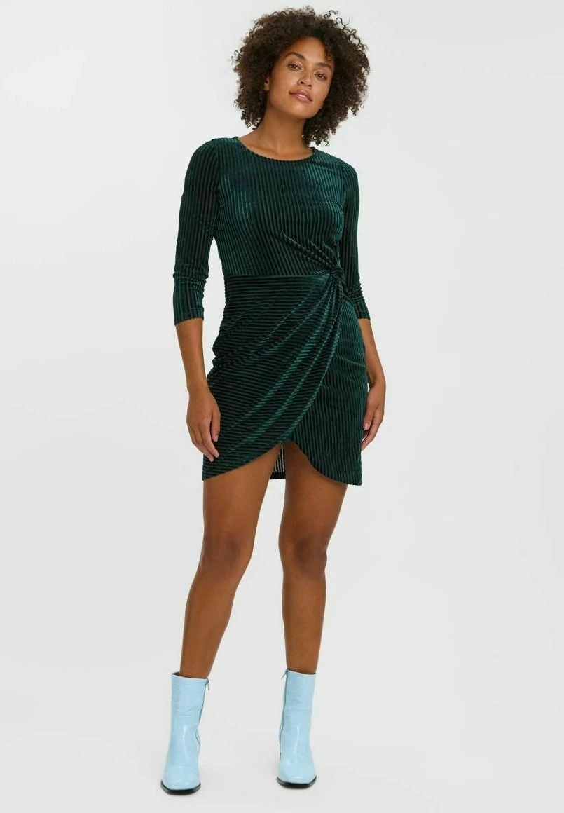 Vero Moda Jurk - Ponderosa Pine 2 Vero Moda Jurk - Ponderosa Pine - Afbeelding 2