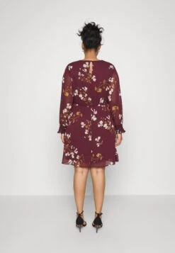 Vero Moda Curve Vmsmilla Dress - Jurk - Winetasting/Hallie -Vero Moda 377a929ff61e4a1fb5fa2e9a53a7a7ed