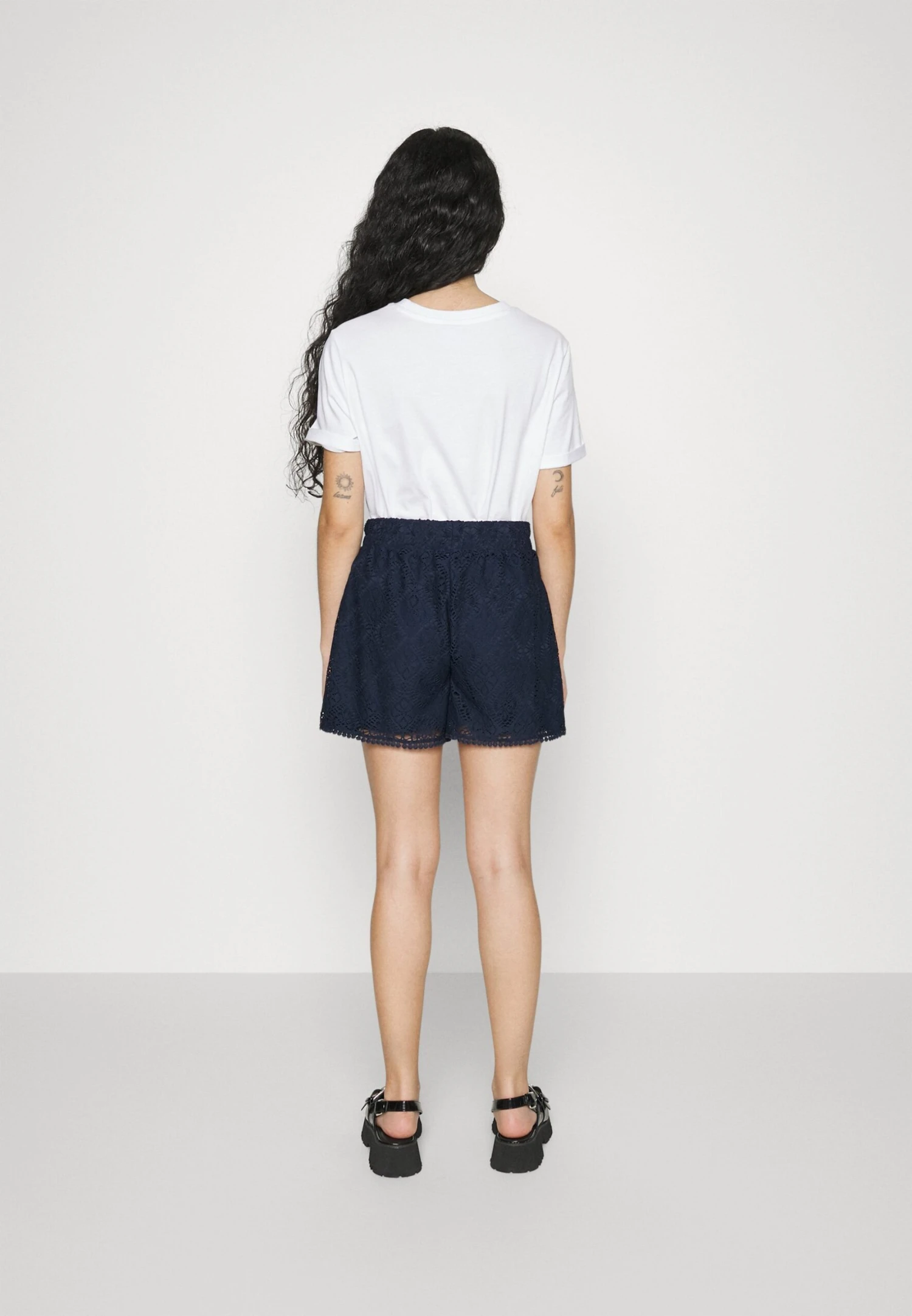 Vero Moda Petite Vmmaya- Shorts - Navy Blazer 3 Vero Moda Petite Vmmaya- Shorts - Navy Blazer - Afbeelding 3