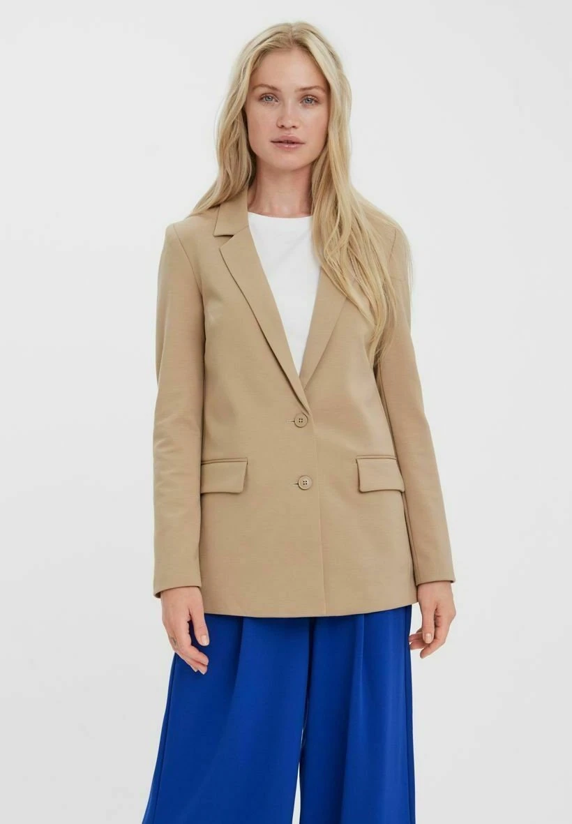 Vero Moda Lucca- Halflange Jas - Silver Mink 1 Vero Moda Lucca- Halflange Jas - Silver Mink