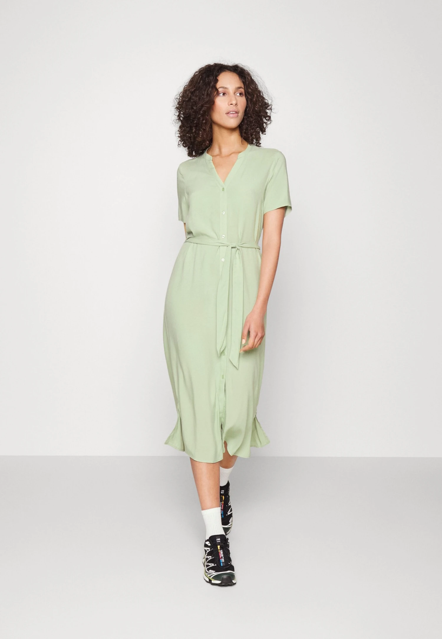 Vero Moda Tall Vmvica Dress - Jurk - Reseda 2 Vero Moda Tall Vmvica Dress - Jurk - Reseda - Afbeelding 2