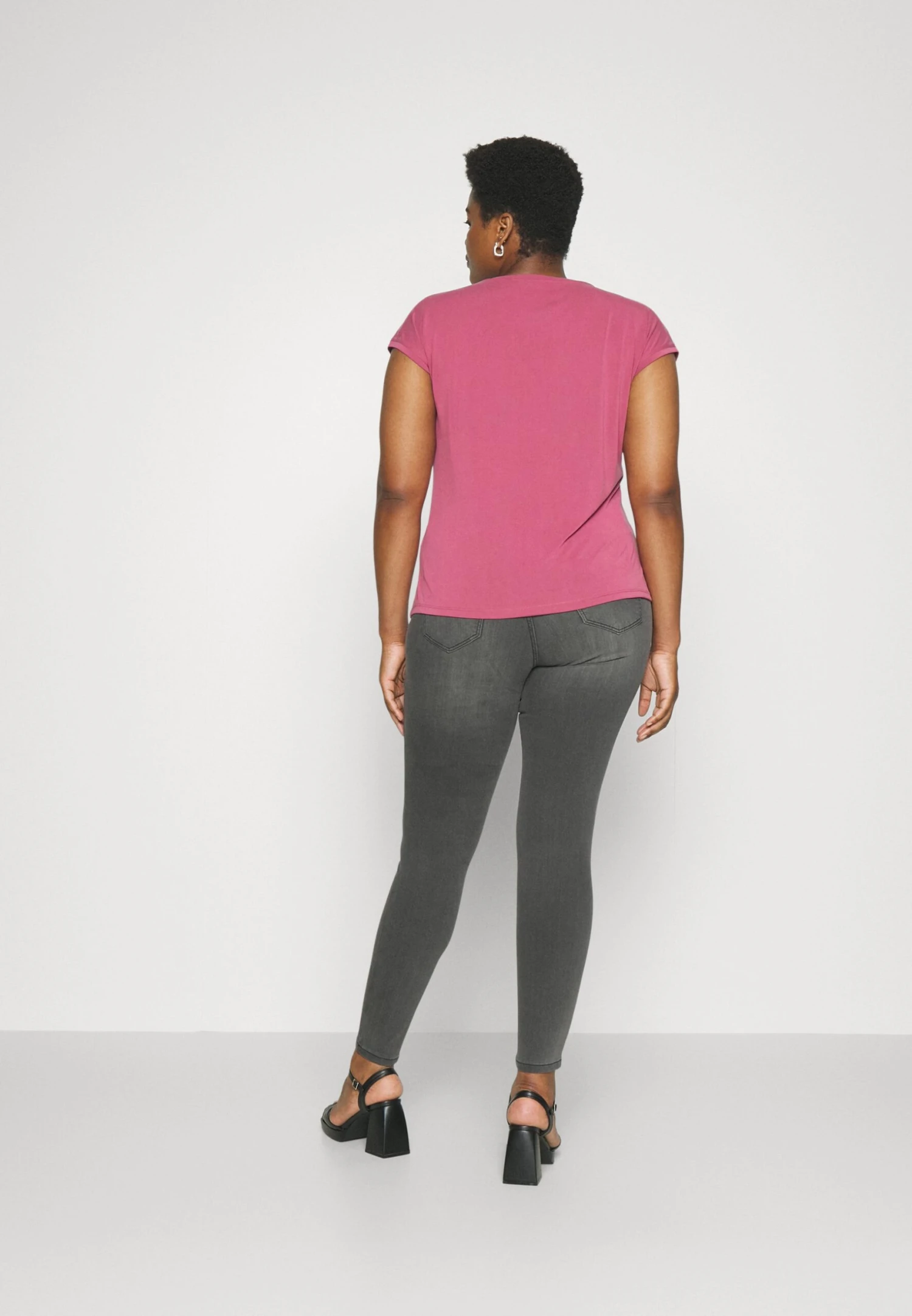 Vero Moda Curve Vmcfanya Piping - Jeans Skinny Fit - Dark Grey Denim 3 Vero Moda Curve Vmcfanya Piping - Jeans Skinny Fit - Dark Grey Denim - Afbeelding 3