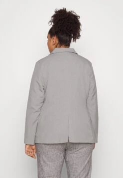 Vero Moda Curve Vmrieloa Fitted Curve - Blazer - Light Grey Melange 8 Vero Moda Curve Vmrieloa Fitted Curve - Blazer - Light Grey Melange -Vero Moda 44a822b3cb474a7c903d5b967661aa9e