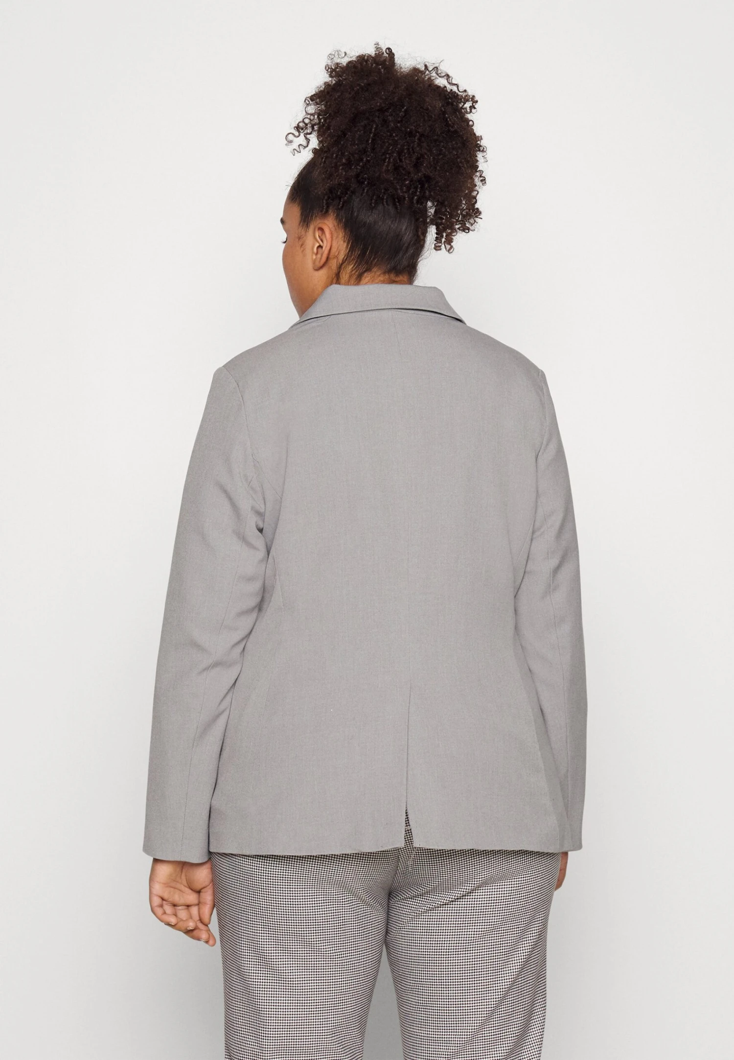 Vero Moda Curve Vmrieloa Fitted Curve - Blazer - Light Grey Melange 3 Vero Moda Curve Vmrieloa Fitted Curve - Blazer - Light Grey Melange - Afbeelding 3