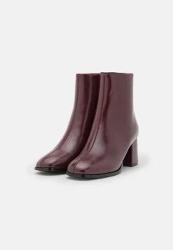 Vero Moda Vmnesya Boot - Korte Laarzen - Winetasting 8 Vero Moda Vmnesya Boot - Korte Laarzen - Winetasting -Vero Moda 4637eb351e194d97908fb73506c3c47d