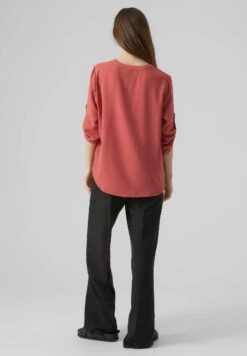 Vero Moda Mit 3/4 Ärmeln V-Ausschnitt - Blouse - Mineral Red -Vero Moda 4f9c0e2dd96442b9a337d4abb2924f08