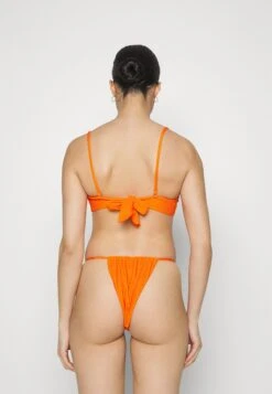 Vero Moda VmmeeraSet - Bikini - Scarlet Ibis -Vero Moda 585d08b5b12a47dfaacfe8b766996040