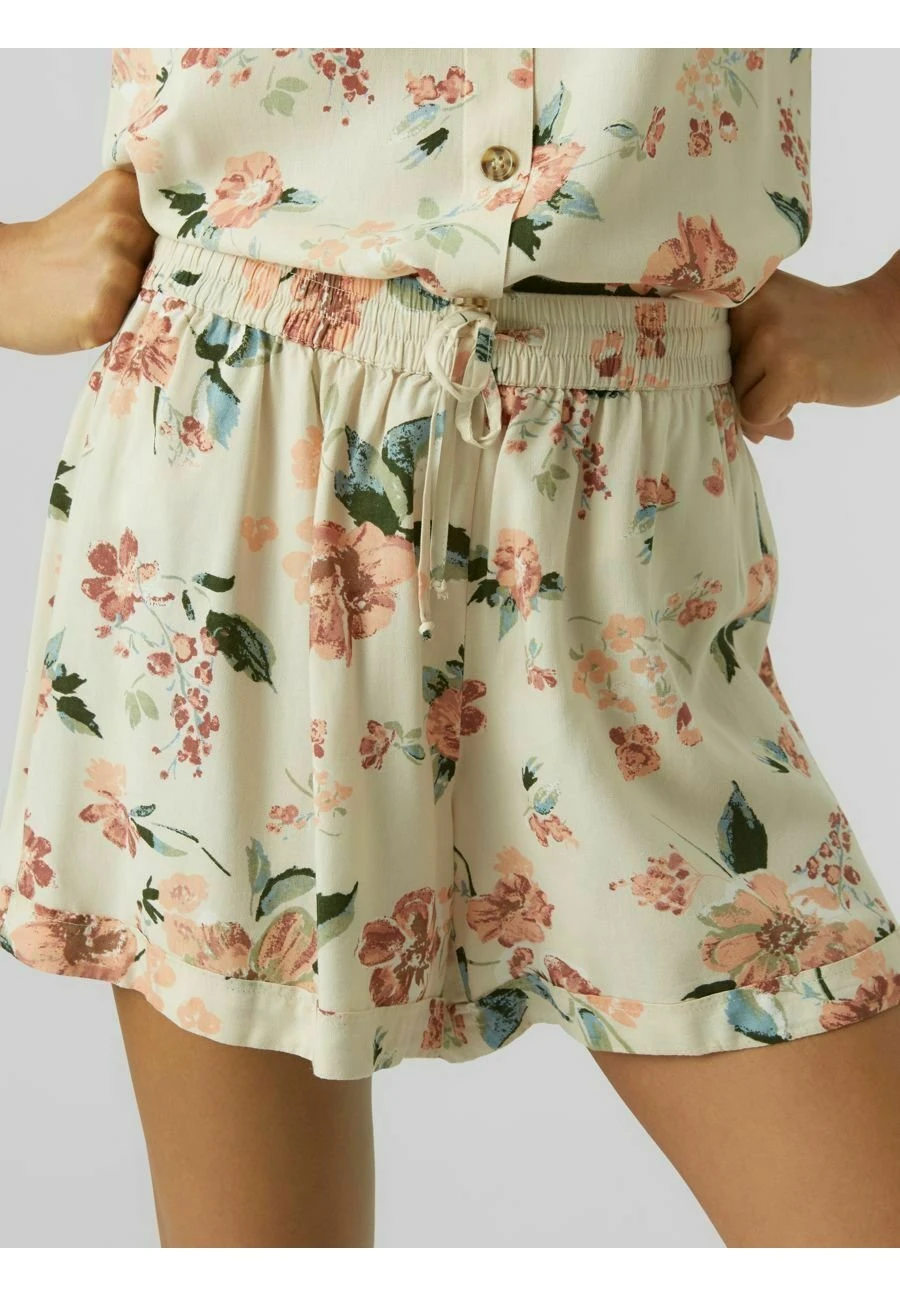 Vero Moda Shorts - Birch 4 Vero Moda Shorts - Birch - Afbeelding 4