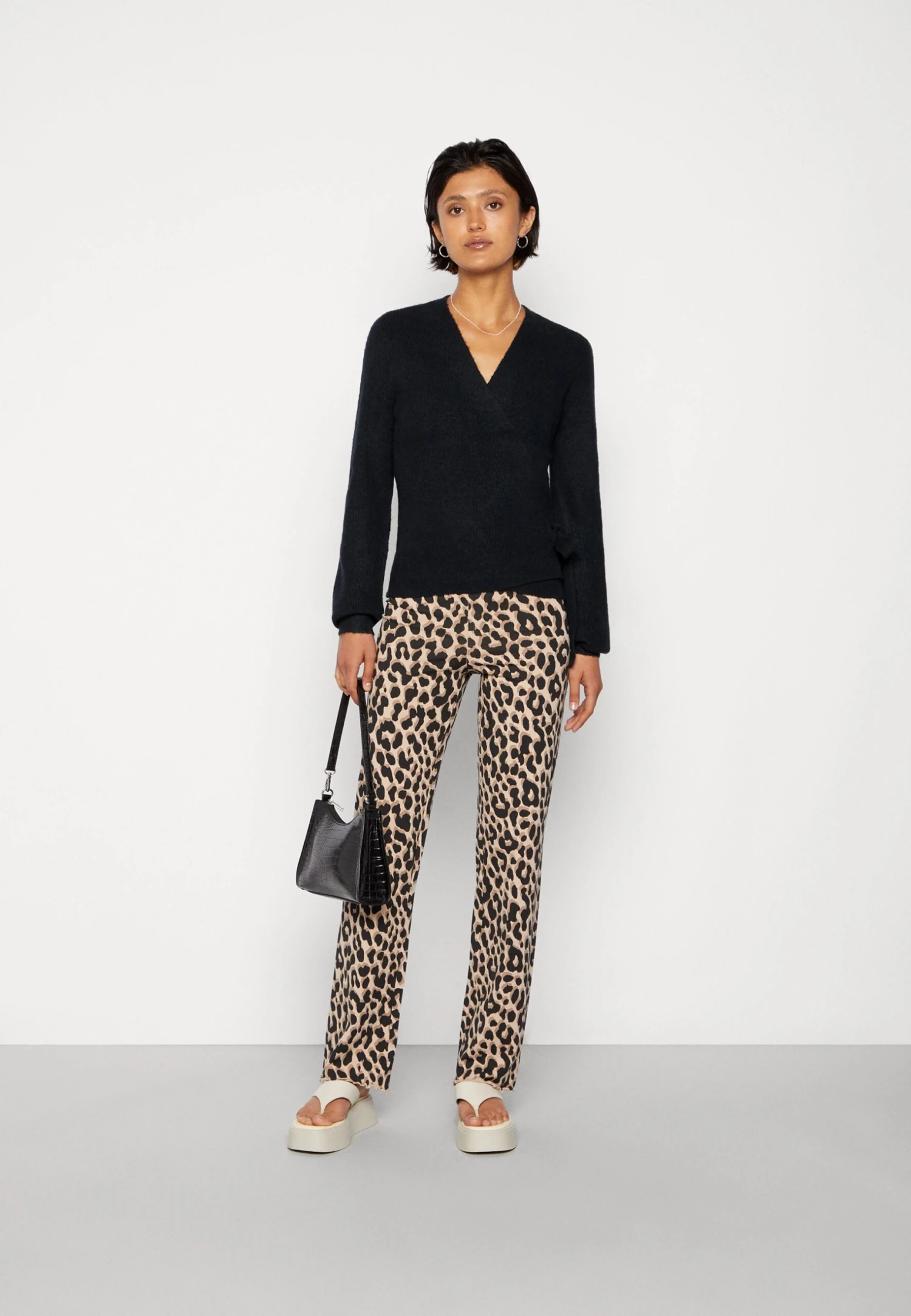 Vero Moda Vmrubellefile Wrap Cardigan - Vest - Black 2 Vero Moda Vmrubellefile Wrap Cardigan - Vest - Black - Afbeelding 2