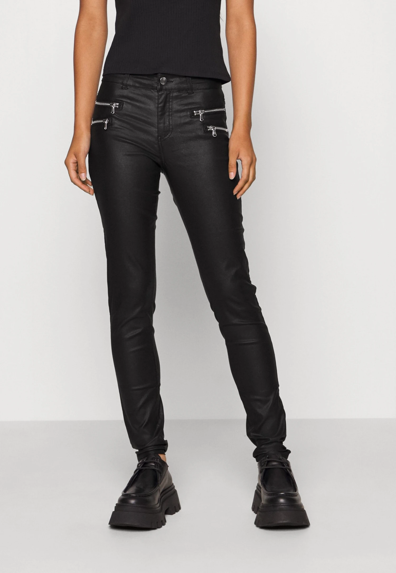 Vero Moda Vmseven Zip Pant - Jeans Skinny Fit - Black 1 Vero Moda Vmseven Zip Pant - Jeans Skinny Fit - Black