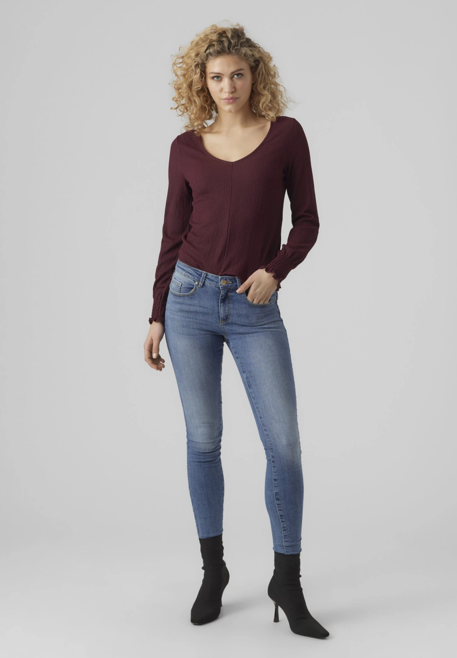 Vero Moda Gesmoktes - Longsleeve - Winetasting 1 Vero Moda Gesmoktes - Longsleeve - Winetasting