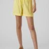 Vero Moda Shorts - Goldfinch