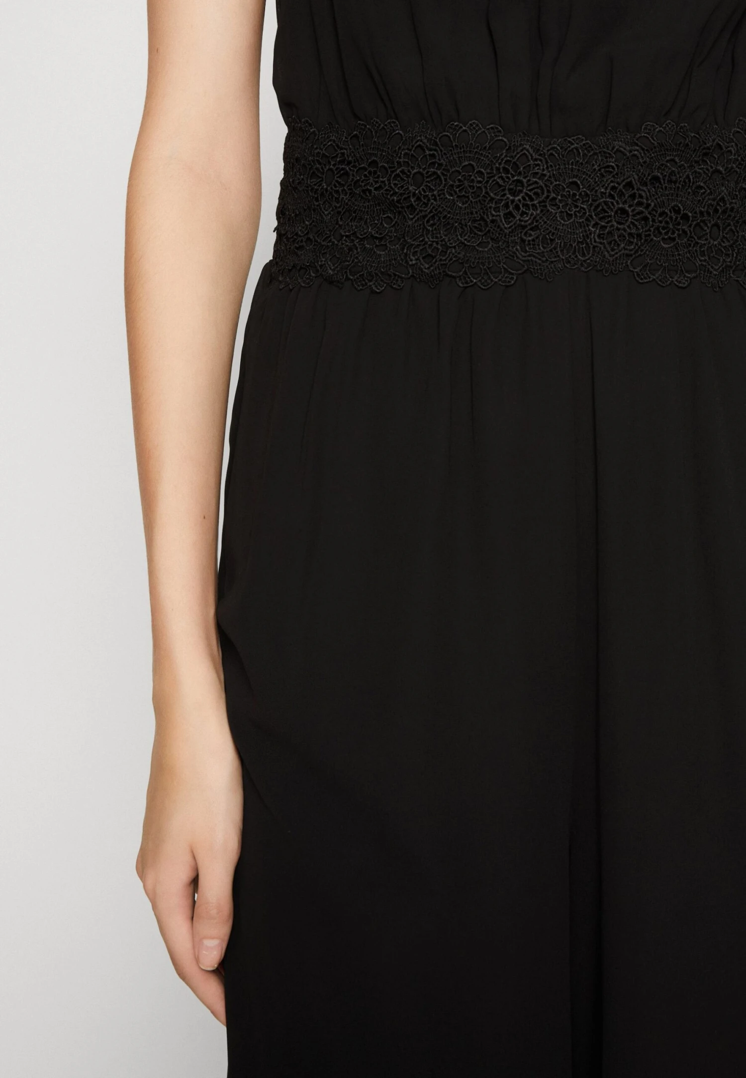 Vero Moda Vmamanda Wide - Jumpsuit - Black 6 Vero Moda Vmamanda Wide - Jumpsuit - Black - Afbeelding 6