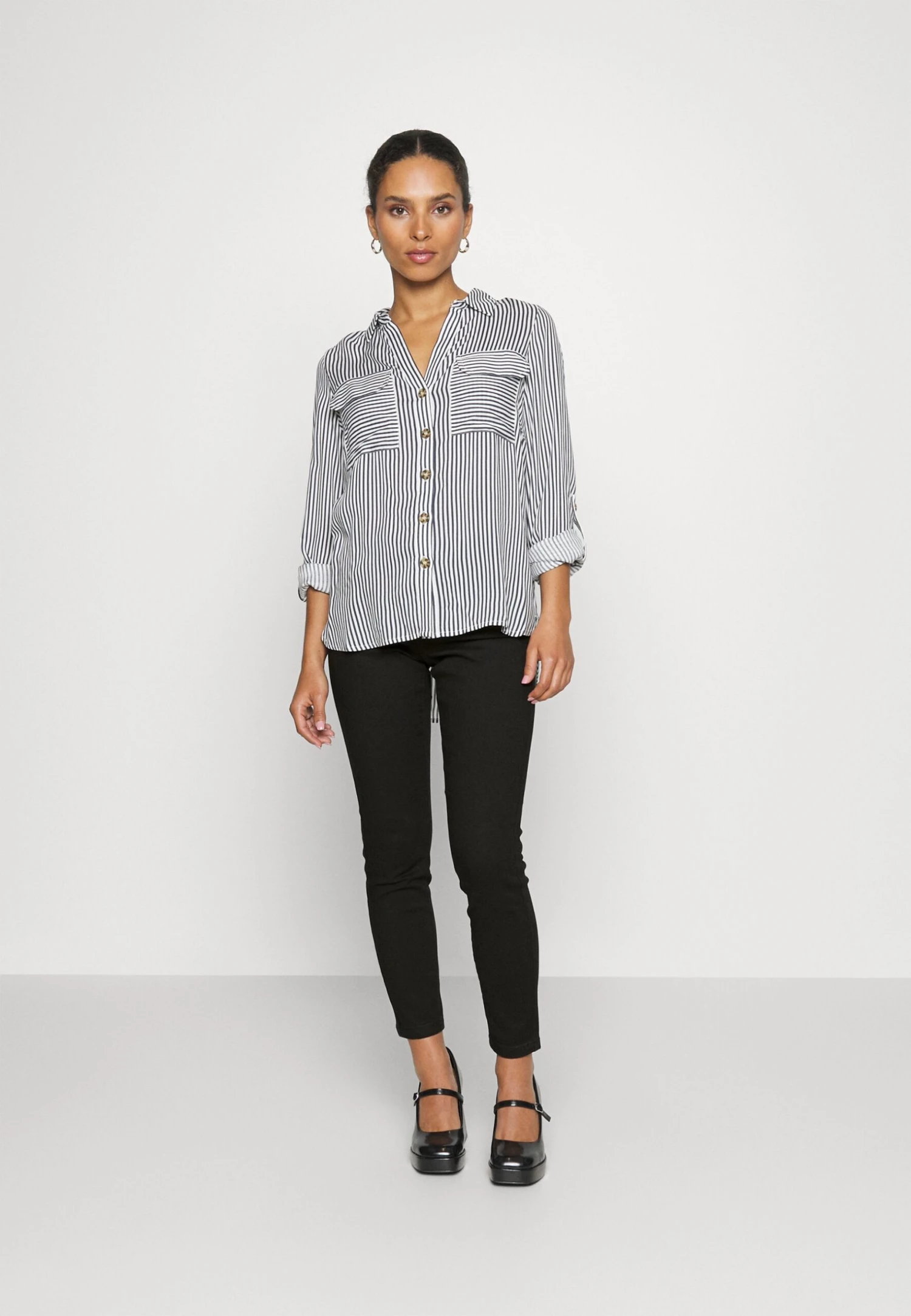 Vero Moda Petite Vmalia Shape- Jeans Skinny Fit - Black 2 Vero Moda Petite Vmalia Shape- Jeans Skinny Fit - Black - Afbeelding 2