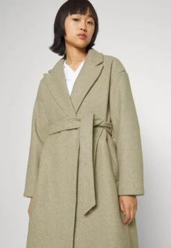 Vero Moda Petite Vmfortune Long Jacket - Mantel - Silver Mink -Vero Moda 69e1be0369fb45ed9904b97bac55af50