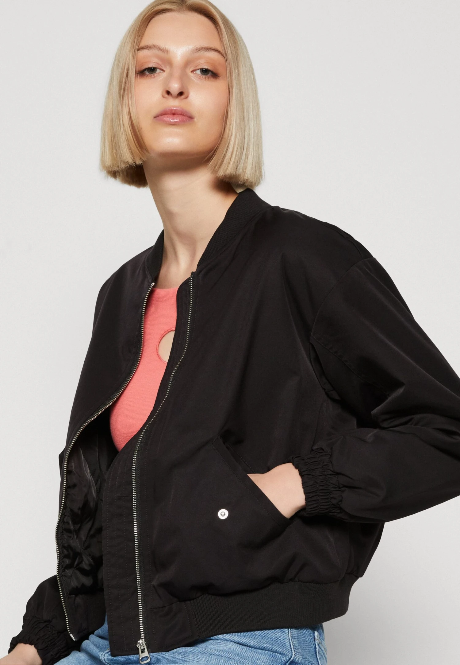 Vero Moda Vmalice Short Jacket - Bomberjacks - Black 4 Vero Moda Vmalice Short Jacket - Bomberjacks - Black - Afbeelding 4