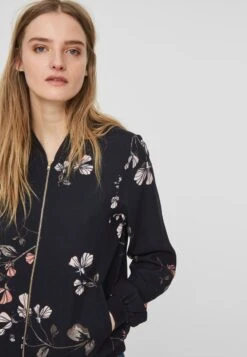 Vero Moda Vmhallie - Bomberjacks - Night Sky 8 Vero Moda Vmhallie - Bomberjacks - Night Sky -Vero Moda 6aa142d30c594831a110eeb762bc83b2