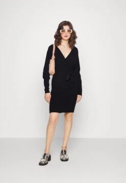 Vero Moda Vmhollyrem V Neck Dress - Etui-Jurk - Black