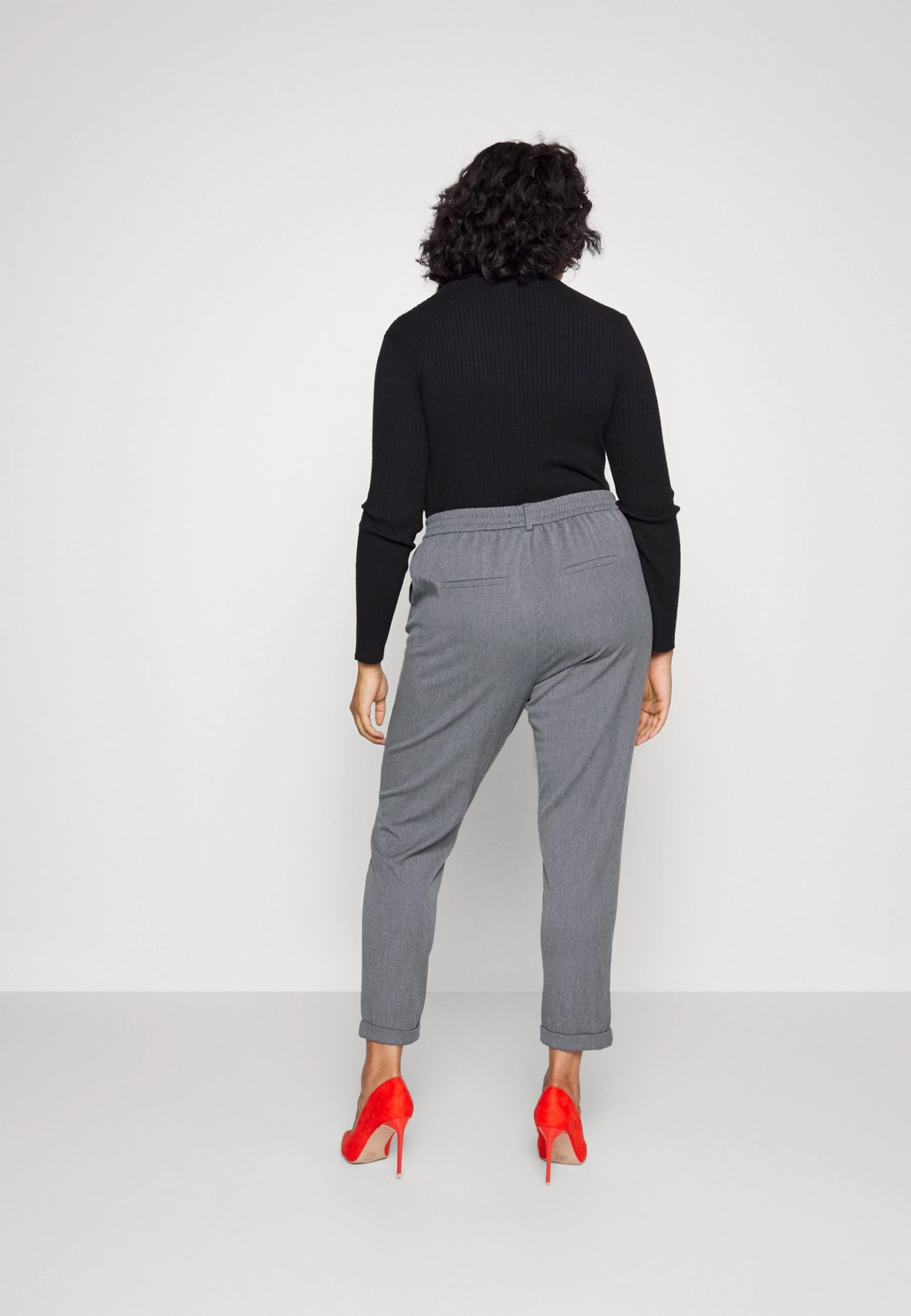 Vero Moda Curve Vmmaya Loose Solid Pant - Broek - Medium Grey Melange 3 Vero Moda Curve Vmmaya Loose Solid Pant - Broek - Medium Grey Melange - Afbeelding 3