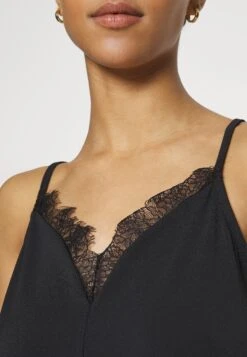 Vero Moda Petite Vmalberta Insert Lace Singlet- Top - Black 11 Vero Moda Petite Vmalberta Insert Lace Singlet- Top - Black -Vero Moda 7220e92a84114cc1a08227f11a696211