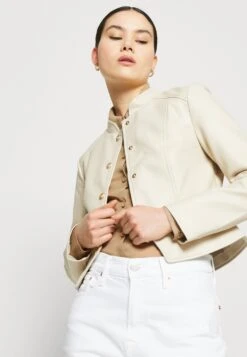 Vero Moda Vmannika Short Jacket - Imitatieleren Jas - Oatmeal/Gold-Coloured -Vero Moda 746dea08b1824dae8af27ac8ae03e51d