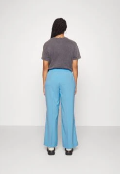 Vero Moda Curve Vmsadiasui Wide Solid Pant- Broek - Little Boy Blue 7 Vero Moda Curve Vmsadiasui Wide Solid Pant- Broek - Little Boy Blue -Vero Moda 75614e0f841f46f6a3833da7e4624f08