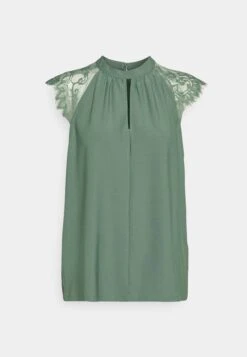 Vero Moda Tall Vmmilla Tee - T-Shirt Print - Laurel Wreath