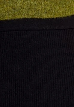 Vero Moda Curve Vmchermosa Skirt - Kokerrok - Black -Vero Moda 7f96d07431a84c8c89ed28408f2b546e