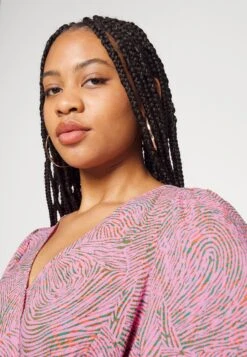 Vero Moda Curve Vmpepper Aya 3/4 Wrap Top- Blouse - Cyclamen/Pepper -Vero Moda 85ba3b66c9f3456ead510b39b9c69166