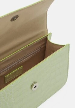 Vero Moda Cross Over - Schoudertas - Lime -Vero Moda 8b06782e4f674e5d81906ee6f0d8c73f