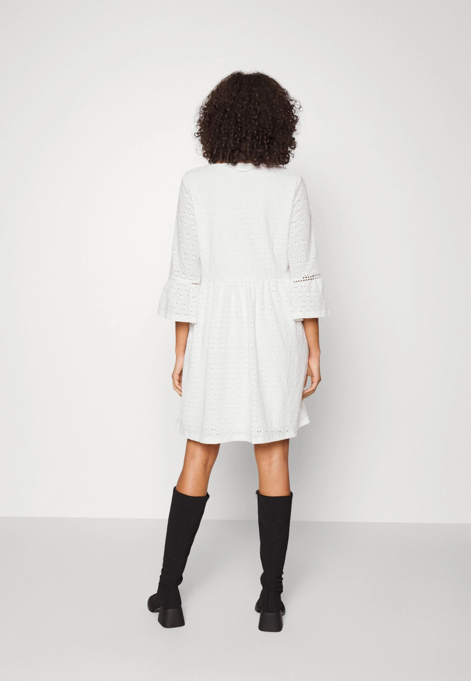 Vero Moda Tall Vmmarcy Short Dress- Jurk - Snow White 3 Vero Moda Tall Vmmarcy Short Dress- Jurk - Snow White - Afbeelding 3