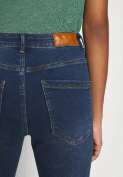 Vero Moda Vmsophia Soft- Jeans Skinny Fit - Dark Blue Denim -Vero Moda 8f8606e3ad2f40e8a05ec184bee0725a