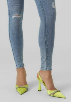 Vero Moda High Rise- Jeans Skinny Fit - Light Blue Denim -Vero Moda 925fc28626584f1bab2b9d8aeee111a4