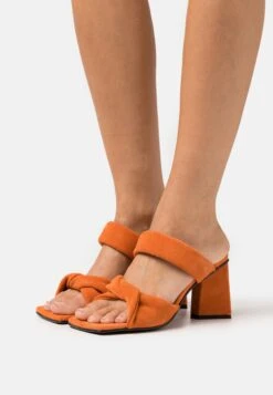 Vero Moda Vmbriella- Muiltjes Met Hak - Scarlet Ibis