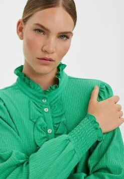Vero Moda Gerüschtes - Overhemdblouse - Holly Green -Vero Moda 95b7b1b4a16142e096c68d25f1470f56