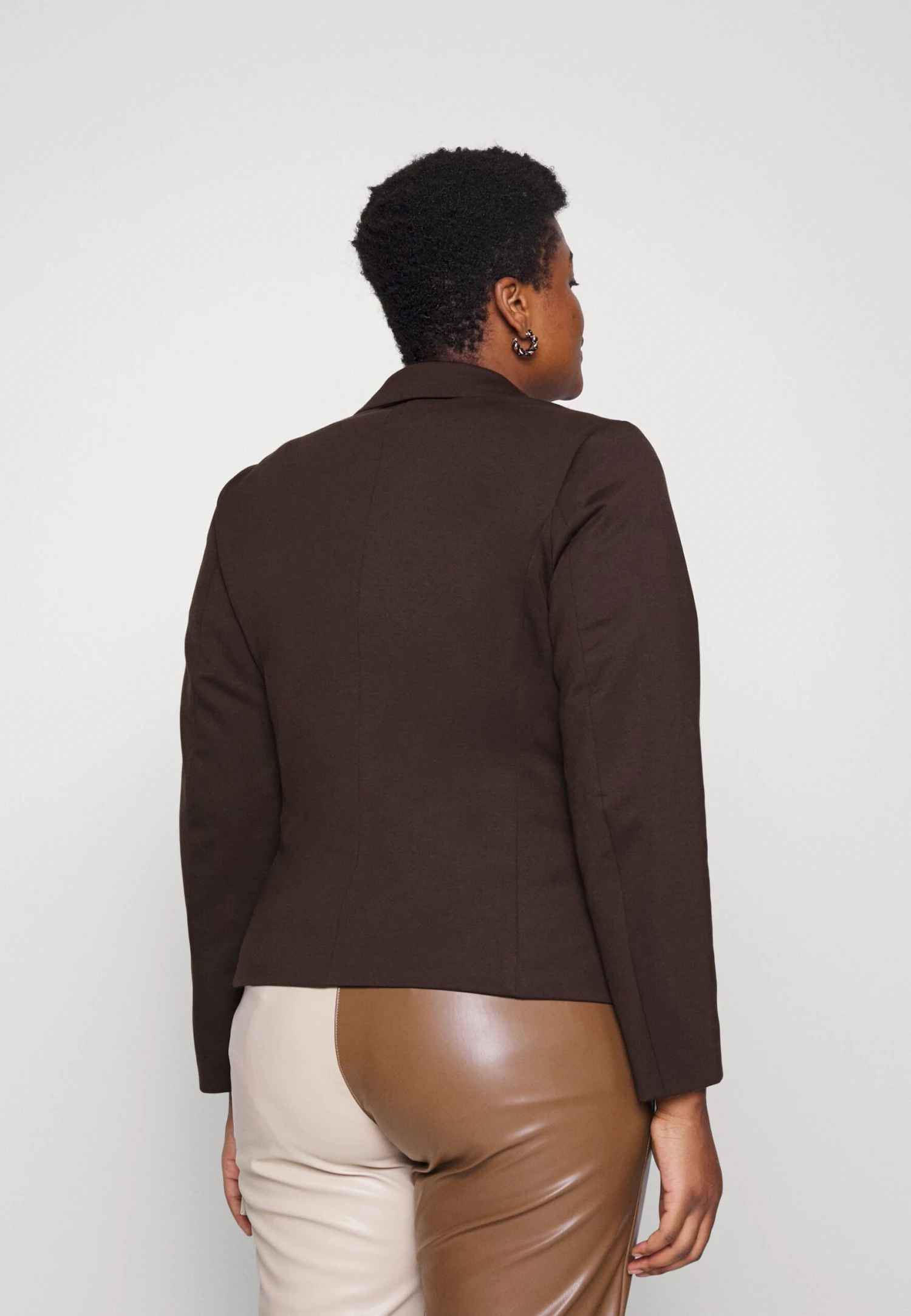 Vero Moda Curve Vm Lucca Ls Curve - Blazer - Coffee Bean 3 Vero Moda Curve Vm Lucca Ls Curve - Blazer - Coffee Bean - Afbeelding 3