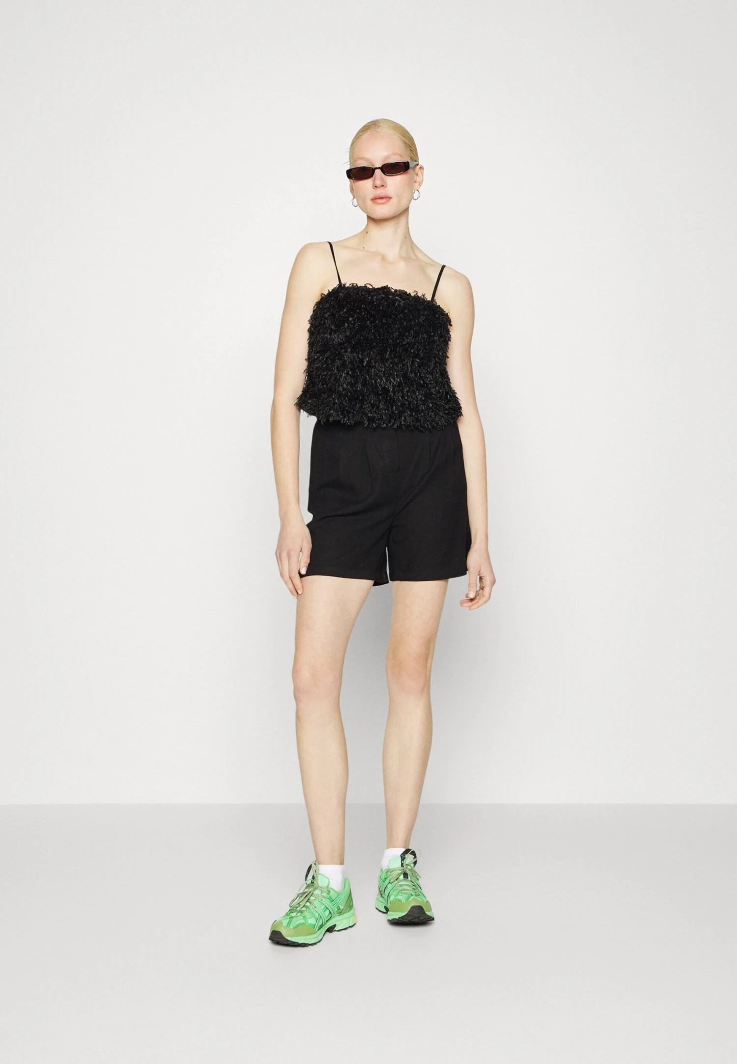Vero Moda Tall Vmjesmilo- Shorts - Black 2 Vero Moda Tall Vmjesmilo- Shorts - Black - Afbeelding 2