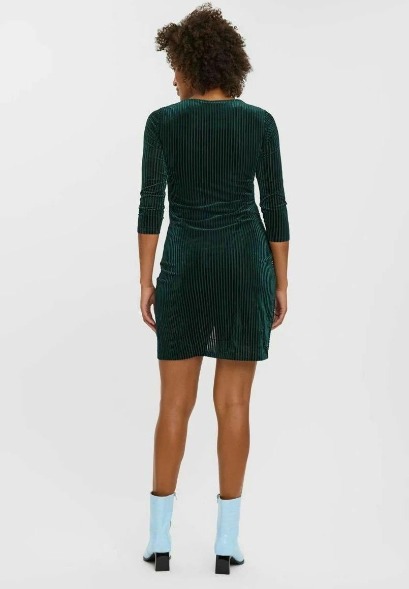 Vero Moda Jurk - Ponderosa Pine 3 Vero Moda Jurk - Ponderosa Pine - Afbeelding 3