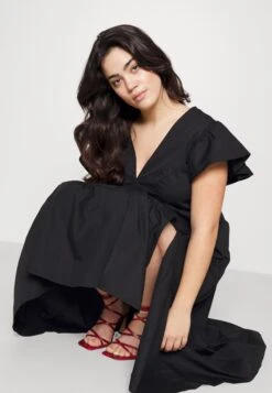 Vero Moda Curve Vmjarlotte Calf Slit Dress - Jurk - Black -Vero Moda 9dbeec447e8c4e40849d5ae2a4bd5067