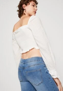 Vero Moda Vmsigi Button - Flared Jeans - Medium Blue Denim -Vero Moda a5e7eb58f32540abaf2e688e8b86a9f5