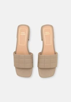 Vero Moda Vmtua - Muiltjes Met Hak - Silver 11 Vero Moda Vmtua - Muiltjes Met Hak - Silver -Vero Moda a67eb1c6529e48d5bfe3c86d7398197b