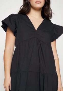 Vero Moda Curve Vmjarlotte Calf Slit Dress - Jurk - Black -Vero Moda ab30f1a2f5d84c00bf58a5ab1a8b2a03